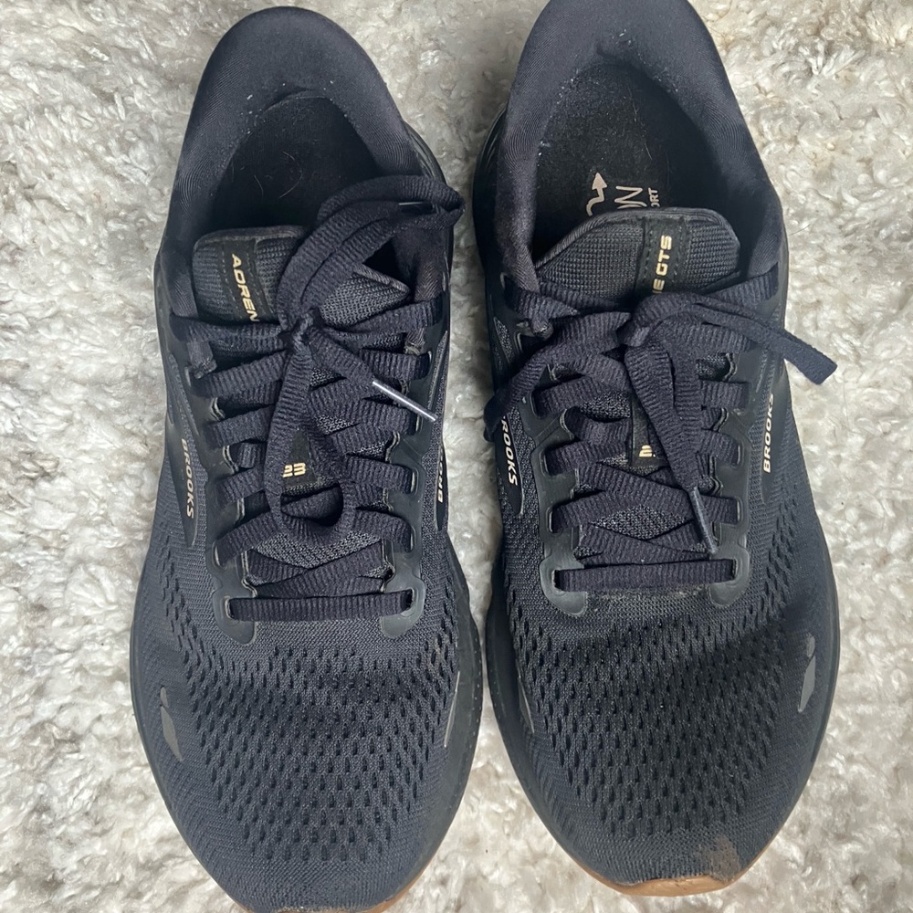 Brooks Womens Adrenaline GTS 23 1203811B020 Black Running Shoes Sneakers Sz 9.5